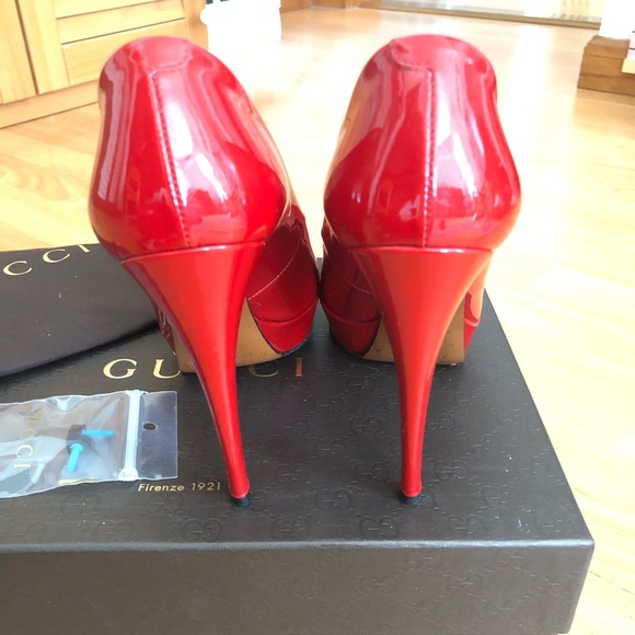 Authentic Gucci vernice crystal pumps - Picture 5 of 6